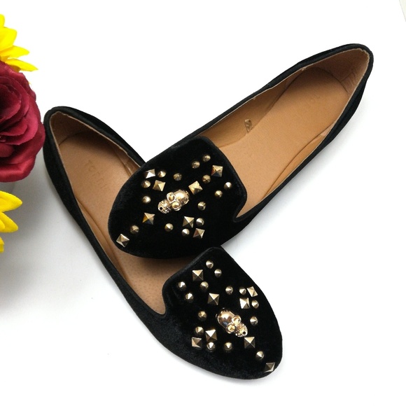 torrid Shoes - Torrid Black Suede Gold Skull Flats. Size 9